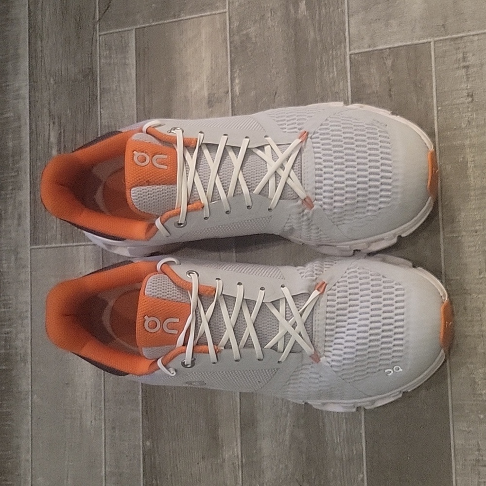 Men's OC On Cloud - Men's US10 (gray, dark gray, orange)